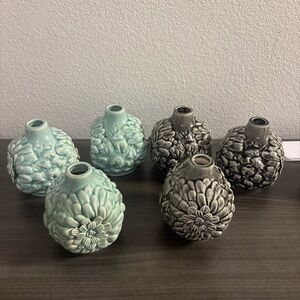 Pier 1 Blossoms Ceramic Vase Blue/Gray Aqua Pottery  Floral Crackle 5 X 5 Inches